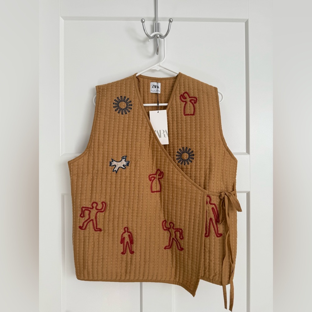 NWT Zara Embroidered Quilted Vest, Large